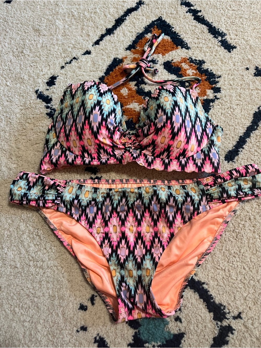 Victoria's Secret Peach & Black Trim Bikini Top